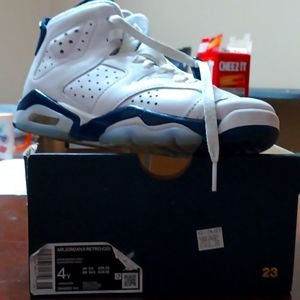 4Y Air Jordan 6 Retro